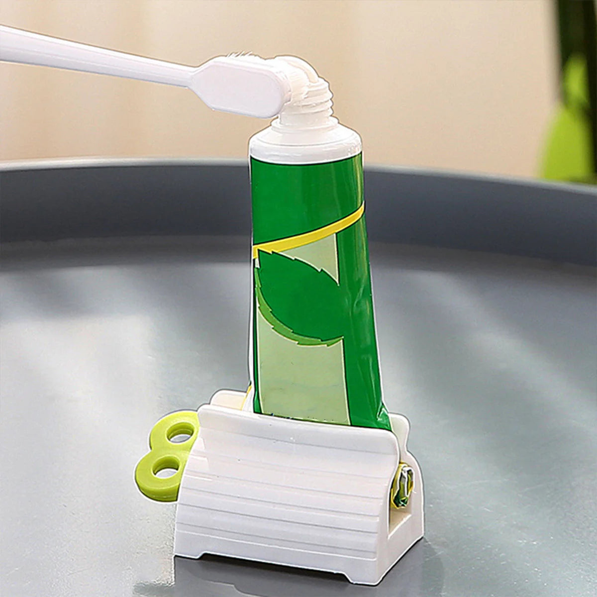Efficient Toothpaste Tube Squeezer